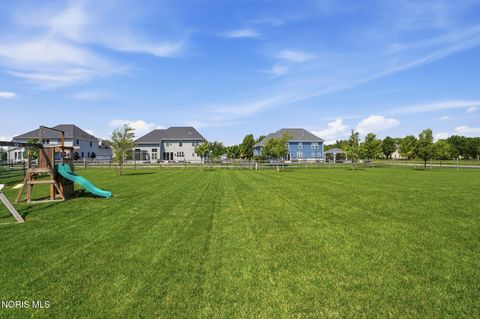 Tiny photo for 1001 Wilderness Court, Perrysburg, OH 43551 (MLS # 10008412)