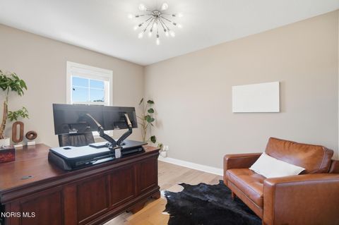 Tiny photo for 1001 Wilderness Court, Perrysburg, OH 43551 (MLS # 10008412)