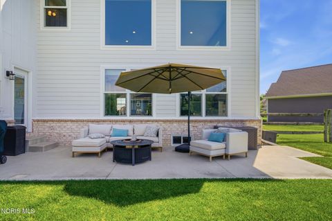 Tiny photo for 1001 Wilderness Court, Perrysburg, OH 43551 (MLS # 10008412)