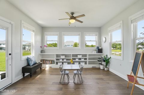 Tiny photo for 1001 Wilderness Court, Perrysburg, OH 43551 (MLS # 10008412)