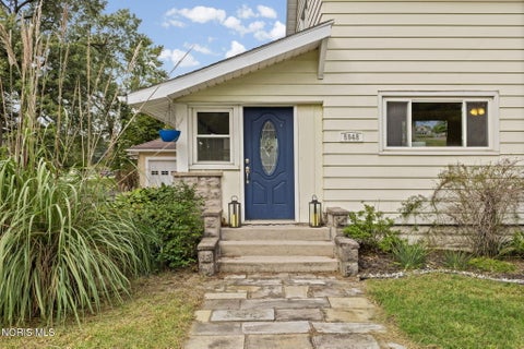 Tiny photo for 5948 Whiteford Road, Sylvania, OH 43560 (MLS # 10013898)