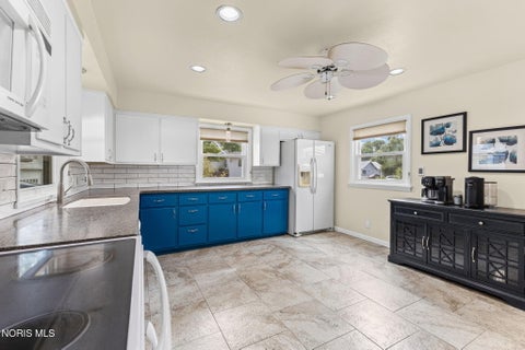 Tiny photo for 5948 Whiteford Road, Sylvania, OH 43560 (MLS # 10013898)