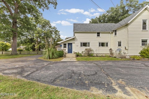 Tiny photo for 5948 Whiteford Road, Sylvania, OH 43560 (MLS # 10013898)