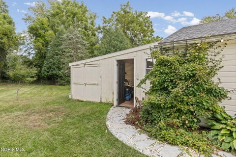 Tiny photo for 5948 Whiteford Road, Sylvania, OH 43560 (MLS # 10013898)