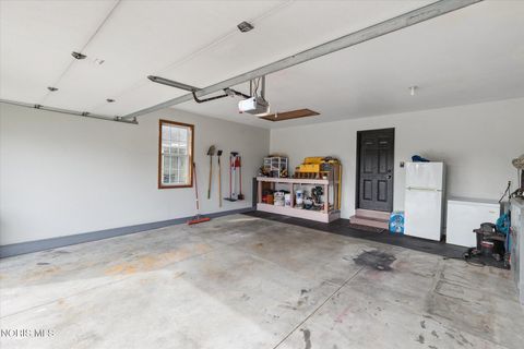 Tiny photo for 27703 Schriber Street, Walbridge, OH 43465 (MLS # 10006042)