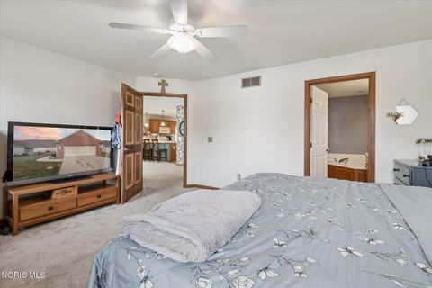 Tiny photo for 27703 Schriber Street, Walbridge, OH 43465 (MLS # 10006042)