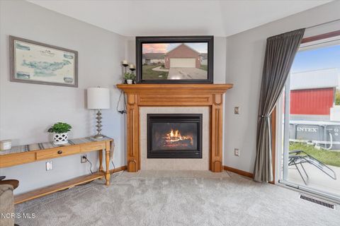 Tiny photo for 27703 Schriber Street, Walbridge, OH 43465 (MLS # 10006042)