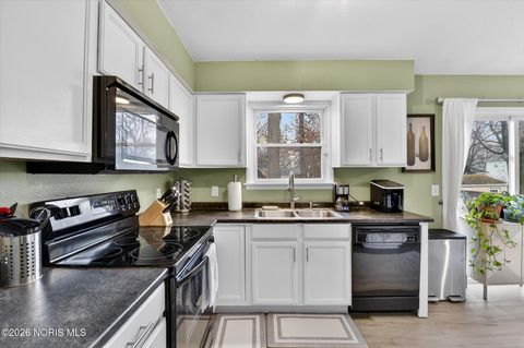 Tiny photo for 5613 Marshall Road, Sylvania, OH 43560 (MLS # 10002807)