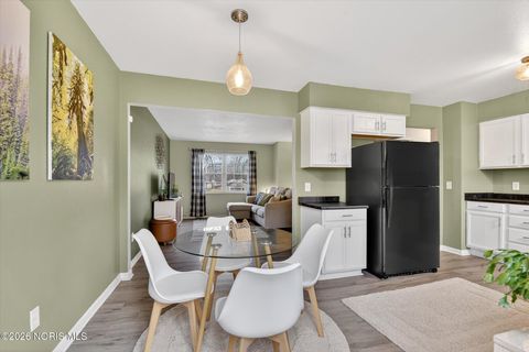 Tiny photo for 5613 Marshall Road, Sylvania, OH 43560 (MLS # 10002807)