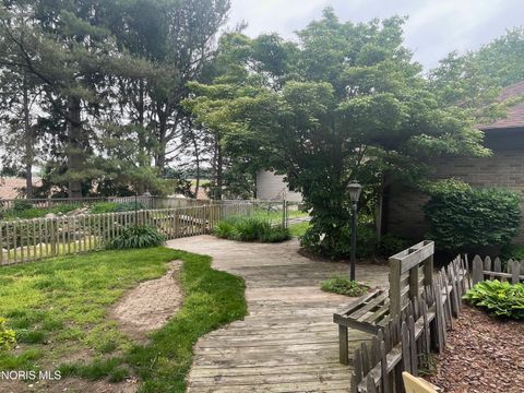 Tiny photo for 4405 D Road, Edgerton, OH 43517 (MLS # 10008033)