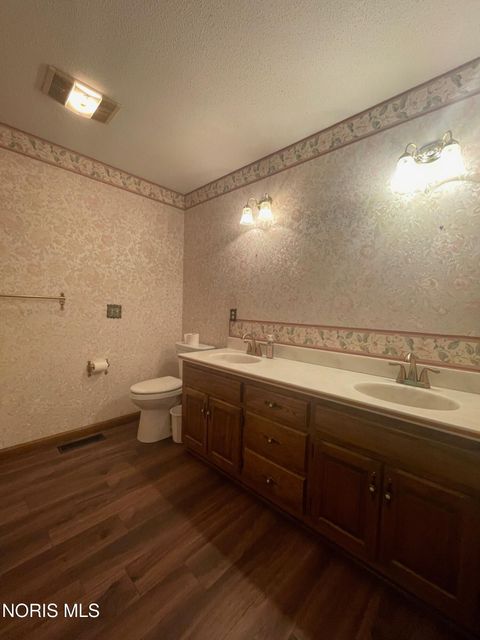 Tiny photo for 4405 D Road, Edgerton, OH 43517 (MLS # 10008033)