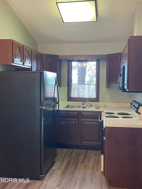 Tiny photo for 4405 D Road, Edgerton, OH 43517 (MLS # 10008033)