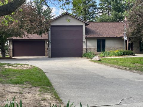 Tiny photo for 4405 D Road, Edgerton, OH 43517 (MLS # 10008033)