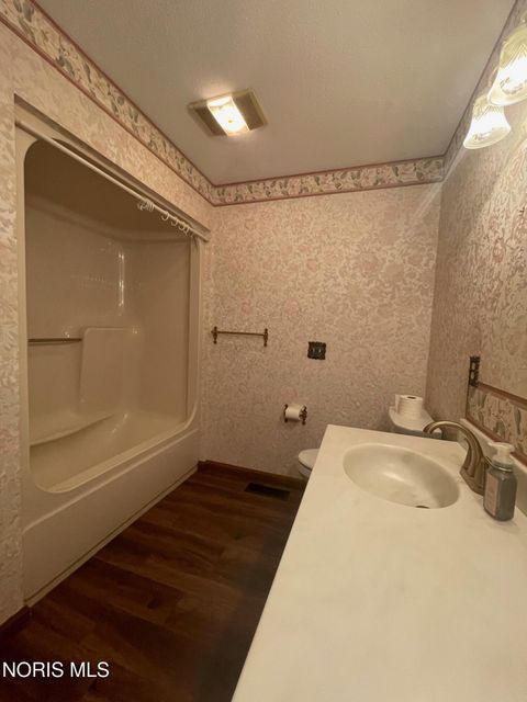 Tiny photo for 4405 D Road, Edgerton, OH 43517 (MLS # 10008033)