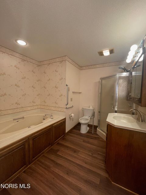 Tiny photo for 4405 D Road, Edgerton, OH 43517 (MLS # 10008033)