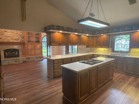 Tiny photo for 4405 D Road, Edgerton, OH 43517 (MLS # 10008033)