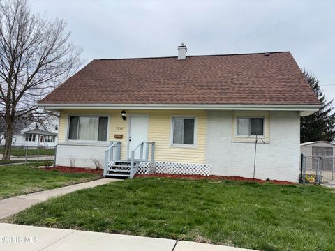 Photo of 2226 Peabody Avenue, Toledo, OH 43614 (MLS # 10005956)