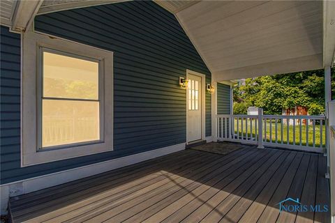 Tiny photo for 7139 Springfield Drive Dr, Holland, OH 43528 (MLS # 10000242)