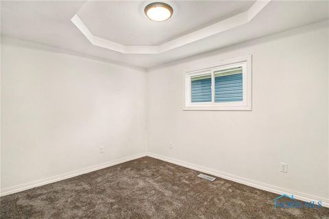 Tiny photo for 7139 Springfield Drive Dr, Holland, OH 43528 (MLS # 10000242)
