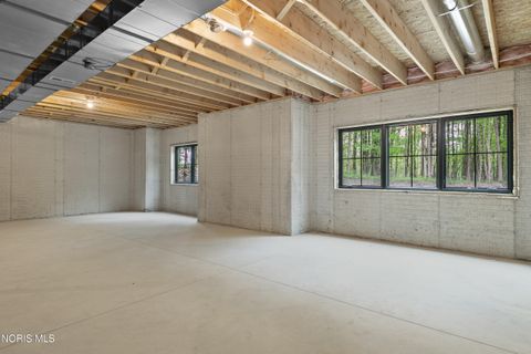 Tiny photo for 1 W Lake Road, Vermilion, OH 44089 (MLS # 10004470)