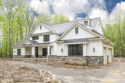 Tiny photo for 1 W Lake Road, Vermilion, OH 44089 (MLS # 10004470)