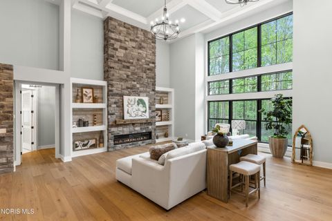 Tiny photo for 1 W Lake Road, Vermilion, OH 44089 (MLS # 10004470)