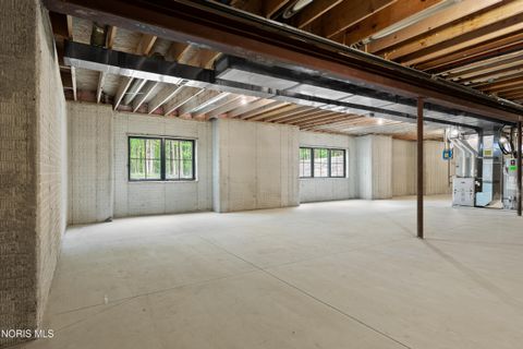 Tiny photo for 1 W Lake Road, Vermilion, OH 44089 (MLS # 10004470)