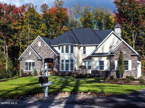 Tiny photo for 1 W Lake Road, Vermilion, OH 44089 (MLS # 10004470)