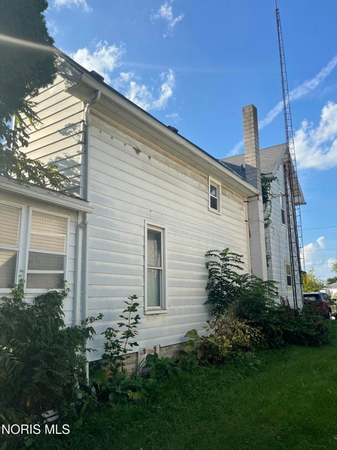 Tiny photo for 510 E Lytle Street, Fostoria, OH 44830 (MLS # 10012996)
