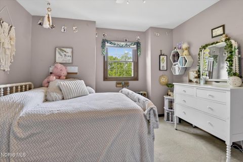Tiny photo for 1880 Lexington Drive, Perrysburg, OH 43551 (MLS # 10007128)