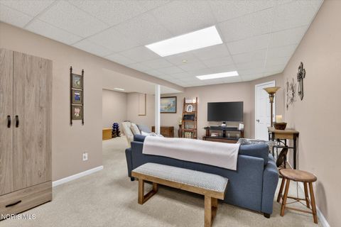 Tiny photo for 1880 Lexington Drive, Perrysburg, OH 43551 (MLS # 10007128)
