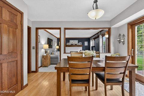 Tiny photo for 1880 Lexington Drive, Perrysburg, OH 43551 (MLS # 10007128)