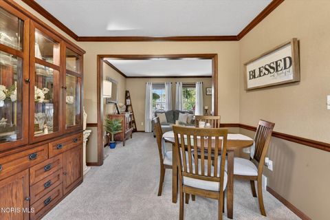 Tiny photo for 1880 Lexington Drive, Perrysburg, OH 43551 (MLS # 10007128)