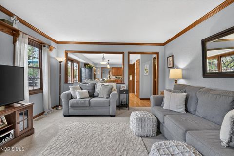Tiny photo for 1880 Lexington Drive, Perrysburg, OH 43551 (MLS # 10007128)