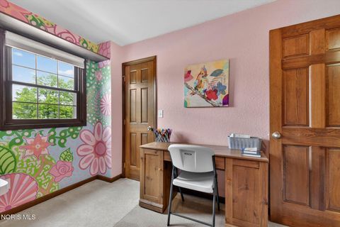 Tiny photo for 1880 Lexington Drive, Perrysburg, OH 43551 (MLS # 10007128)