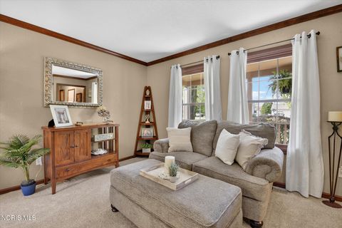 Tiny photo for 1880 Lexington Drive, Perrysburg, OH 43551 (MLS # 10007128)