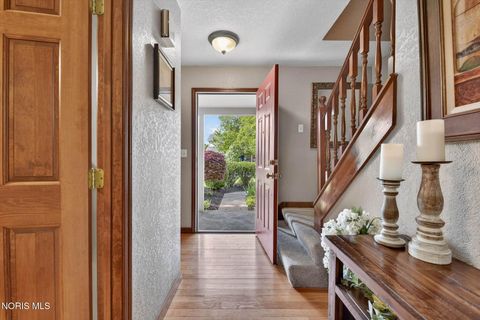 Tiny photo for 1880 Lexington Drive, Perrysburg, OH 43551 (MLS # 10007128)