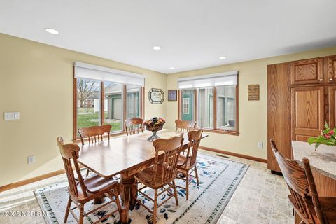 Tiny photo for 825 Bitterbrush Lane, Findlay, OH 45840 (MLS # 10002502)