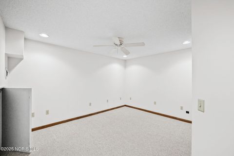 Tiny photo for 825 Bitterbrush Lane, Findlay, OH 45840 (MLS # 10002502)