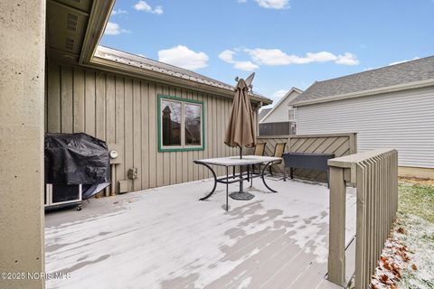 Tiny photo for 825 Bitterbrush Lane, Findlay, OH 45840 (MLS # 10002502)