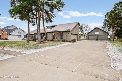 Tiny photo for 825 Bitterbrush Lane, Findlay, OH 45840 (MLS # 10002502)