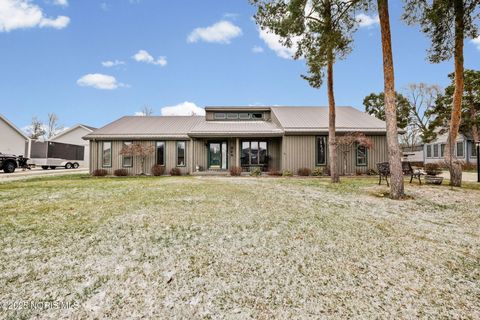 Tiny photo for 825 Bitterbrush Lane, Findlay, OH 45840 (MLS # 10002502)