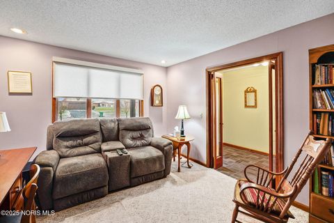 Tiny photo for 825 Bitterbrush Lane, Findlay, OH 45840 (MLS # 10002502)