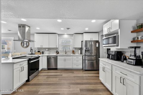 Tiny photo for 1808 S Defiance Street, Archbold, OH 43502 (MLS # 10003406)