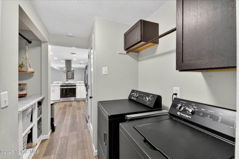 Tiny photo for 1808 S Defiance Street, Archbold, OH 43502 (MLS # 10003406)