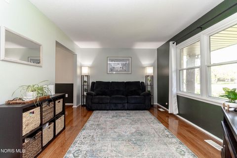 Tiny photo for 2104 Eastgate Road, Toledo, OH 43614 (MLS # 10006714)