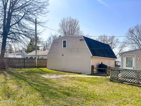 Tiny photo for 5427 Florita Drive, Toledo, OH 43615 (MLS # 10005745)