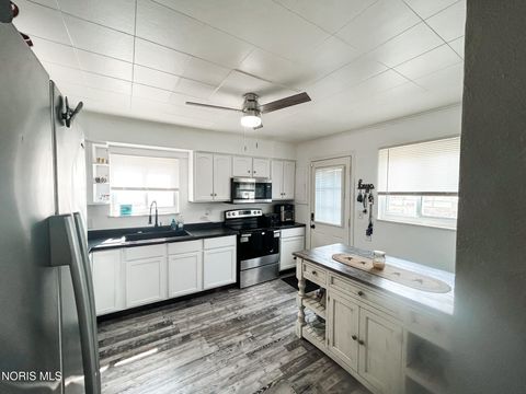 Tiny photo for 5427 Florita Drive, Toledo, OH 43615 (MLS # 10005745)