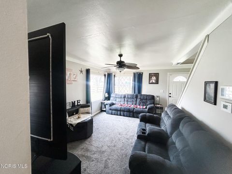 Tiny photo for 5427 Florita Drive, Toledo, OH 43615 (MLS # 10005745)