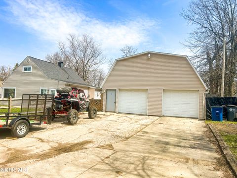 Tiny photo for 5427 Florita Drive, Toledo, OH 43615 (MLS # 10005745)